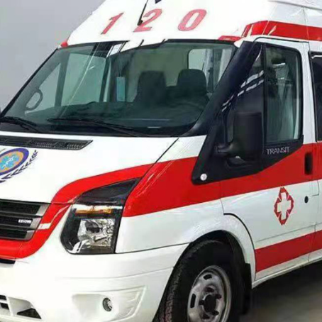 南丹非急救护送病人转院租赁救护车的优缺点对比